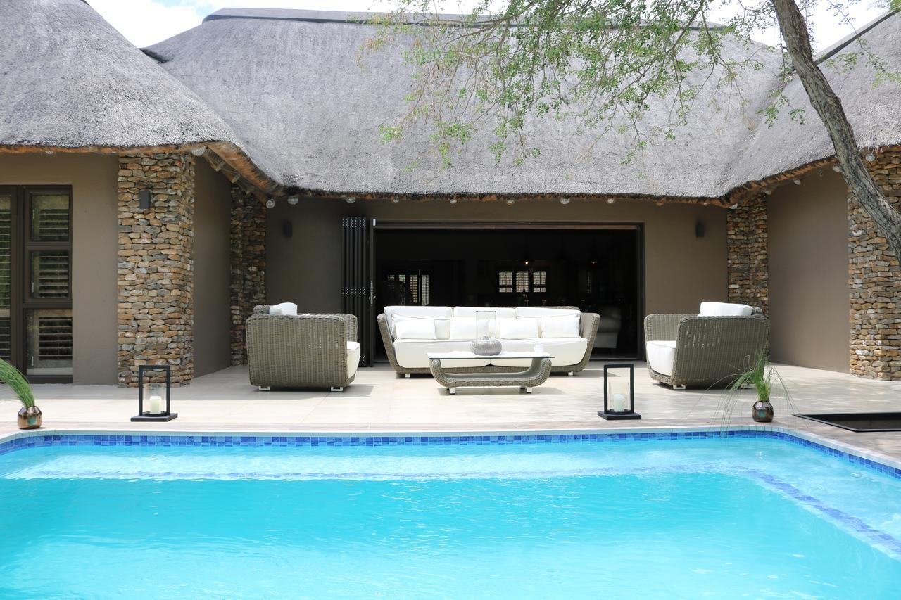 Luvivane Luxury Villa มาร์ลอทพาร์ค ภายนอก รูปภาพ